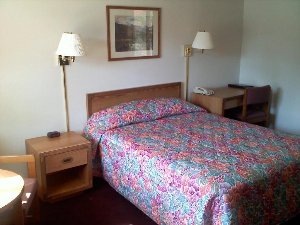 Carriage House Motor Inn Lake Placid Bilik gambar